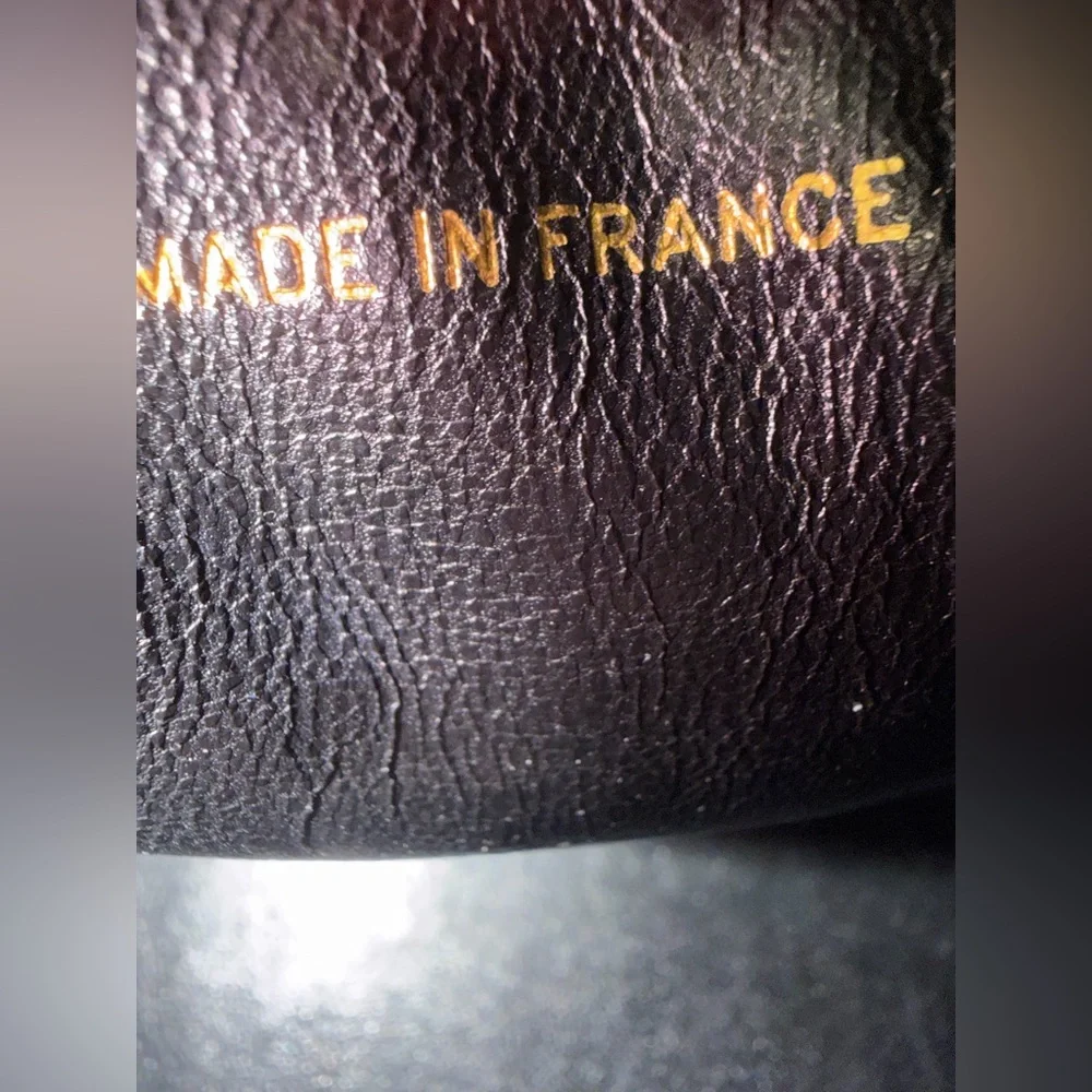Chanel Timeless Grand Shopping Tote - Picture 12 of 16
